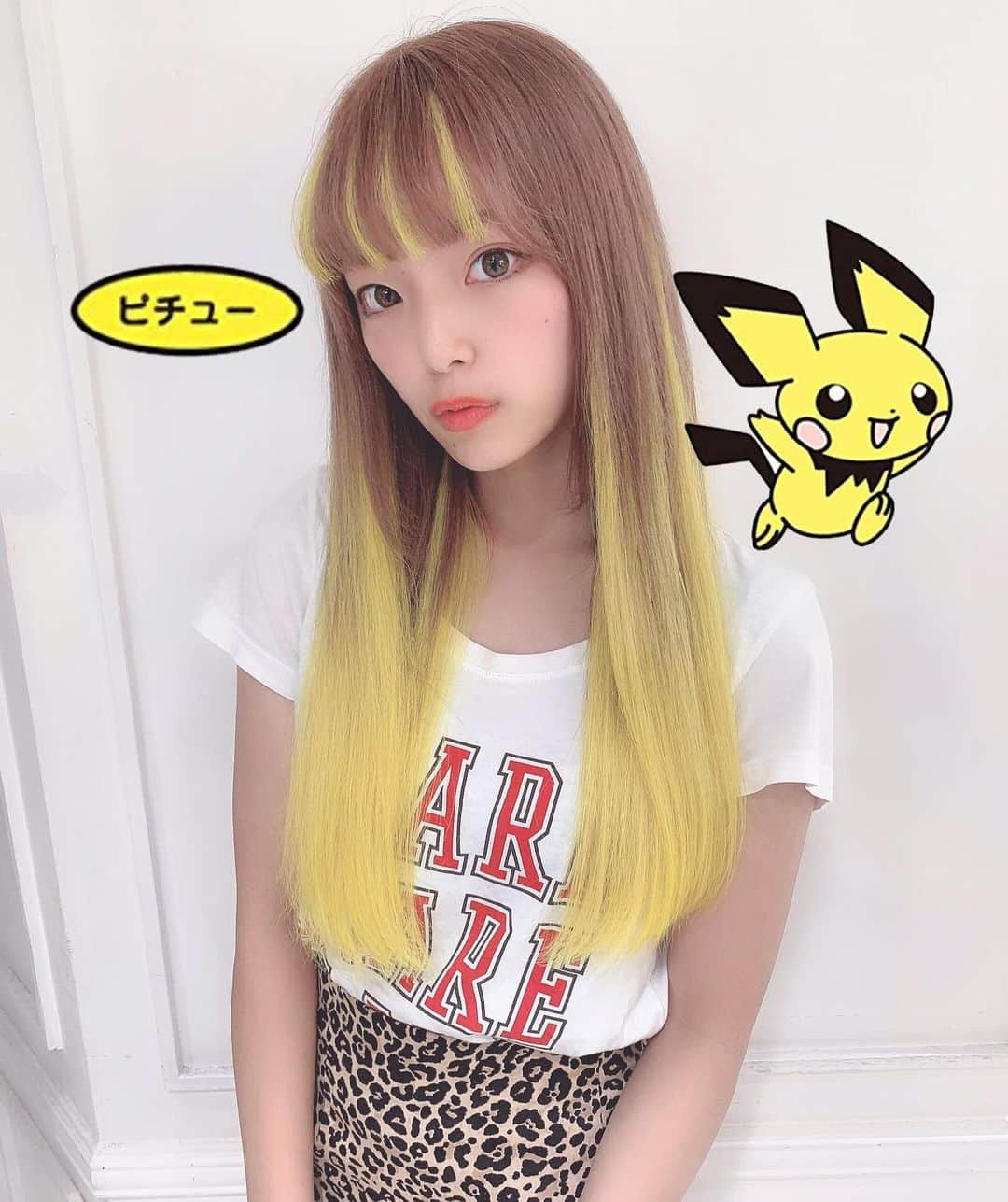 湯上響花さんのインスタグラム写真 - (湯上響花Instagram)「🦋🔮 new hair🌻🐥🌼🌟🍋🧀✨✨ Yellow🤩💛💛💛 ・ 速水さん本当にありがとう〜〜😭😭😭 正解は黄色でした！！！！ ヒマワリみたいな色合い♥️ 想像を超えるめっかわさでぶちあげ！！ 前髪にもエクつけたよ🕺🏽🦶🏾✨ ・ きょうきょうのsns見たで20%オフになるから美容室迷ってる子は絶対リゼルに行くべき！！🥺 ひとりめの行ったよ報告まってるからね👯‍♀️👯‍♀️ ・ もうこれでほぼ全色コンプリートw あとは深い緑だけかな🌲🌲 ・  #popteen #レギュラーモデル #jk3 #ljk #きょうきょう #湯上響花 #ポプ戦 #popteenカバーガール戦争 #miluu #第二次ポプ戦 #fantique #イエローヘアー #派手髪 #外国人風カラー #黄団」6月8日 9時13分 - fantique_