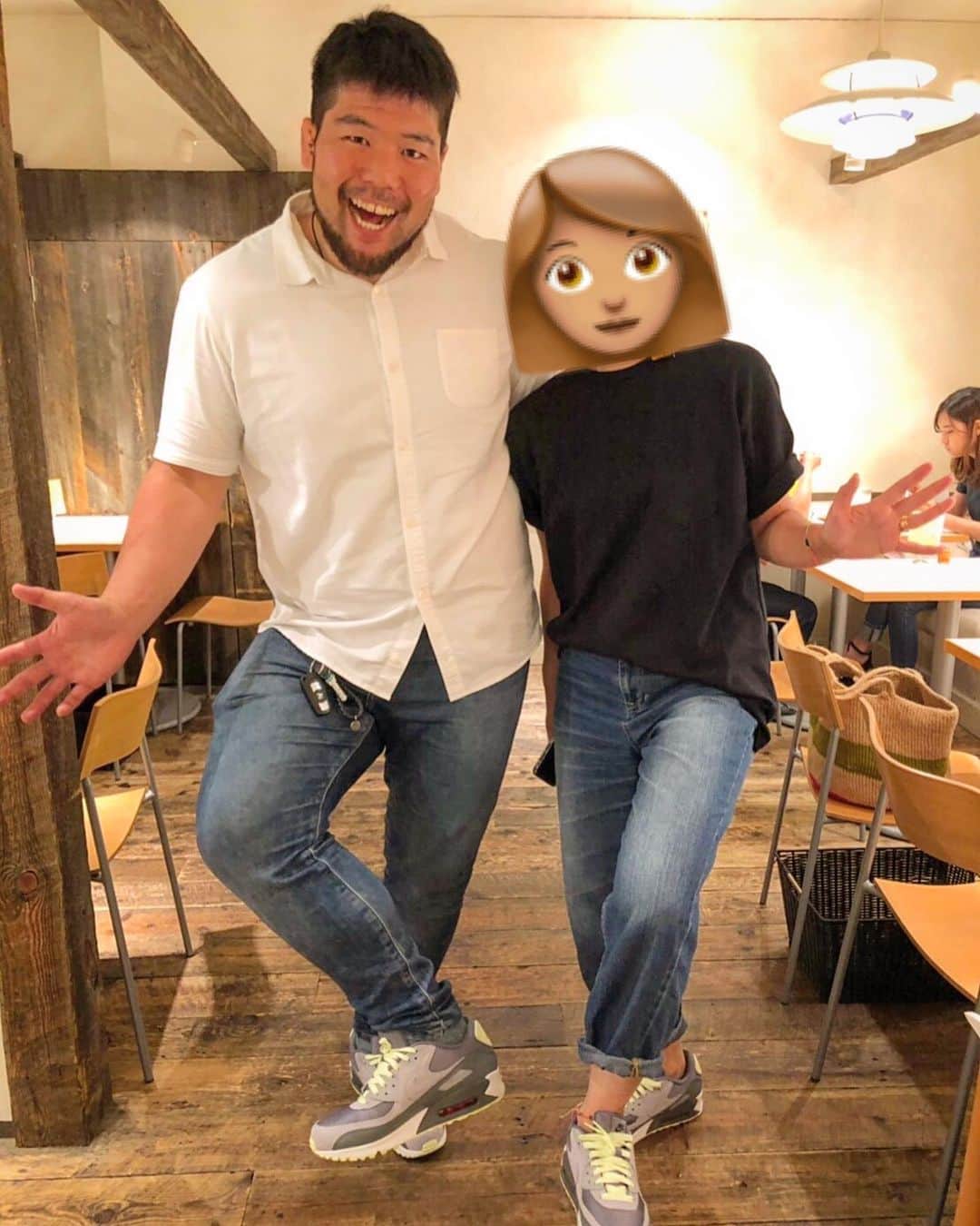 畠山健介さんのインスタグラム写真 畠山健介instagram 今年は結婚して9周年 祝 9周年 9th Anniversary のお祝いに夫婦でnike Idでお揃いスニーカーを作りました か かわいい 我ながら笑 そして 先日やっと届きました 暑い時期になってきたけど 早く