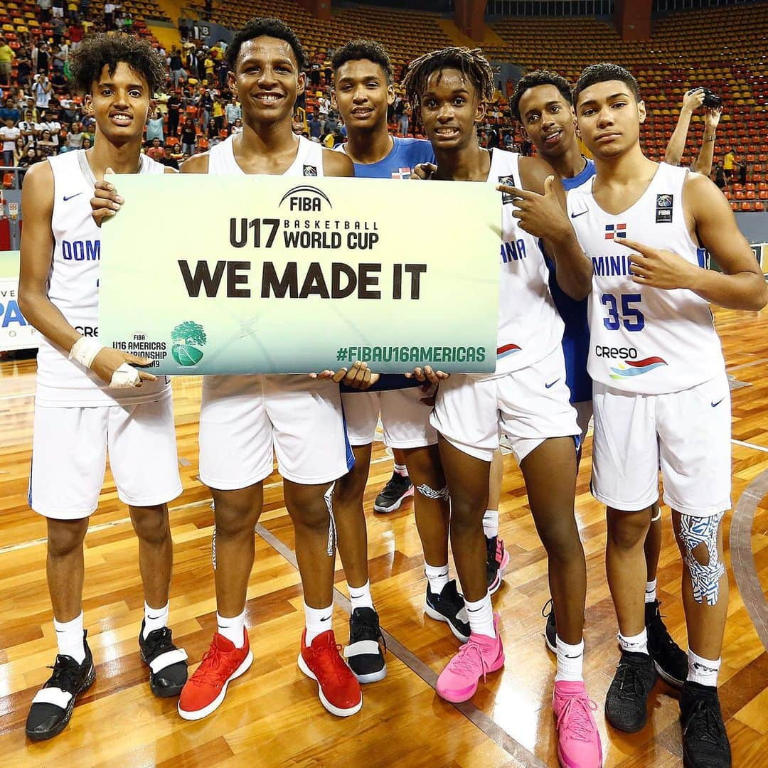 FIBAさんのインスタグラム写真 - (FIBAInstagram)「@fedombal 🇩🇴 secures the last 🎟 from the Americas to the #FIBAU17! 🔥 #FIBAU16Americas」6月8日 10時51分 - fiba