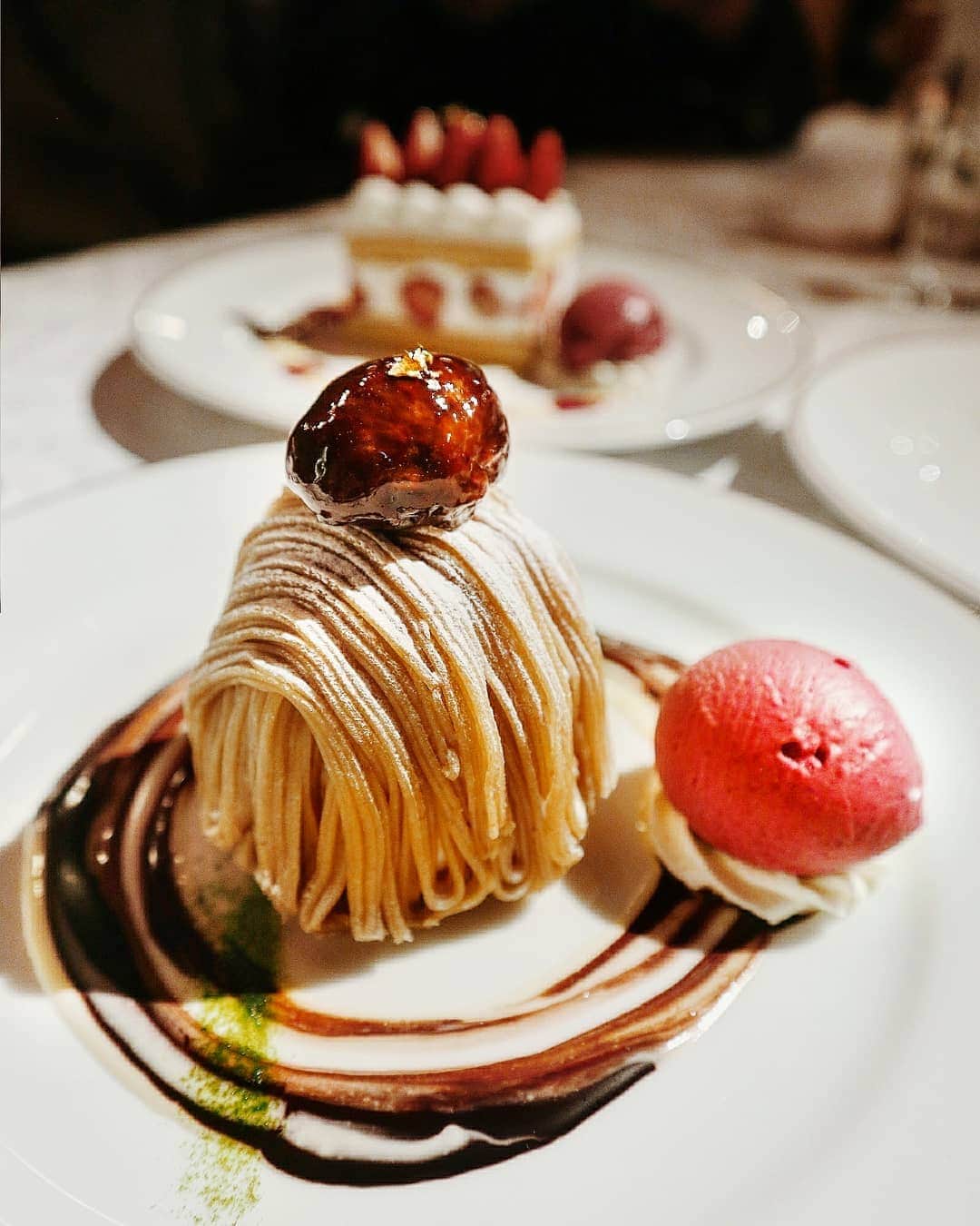 吉松育美さんのインスタグラム写真 - (吉松育美Instagram)「. My favorite cake in Japan.😍 . #chestnutcreamcake  #montblanc 🍰🍰🍰 . It's hard to find in America😮💦 . . 今回も食べました😘 #モンブラン 🍰😍🍰しーあーわーせー😍なかなか🇺🇸ではレアものだからなー😥 . #資生堂パーラー にて💛💚💙❤💜 . . .  #bestlocationever #epicpictures #photographyislifestyle #justshootit #kyotogram #tokyogram #Kyoto_Japan #japanphotos #japanphotograph #tokyosnap #foodtokyo #japanesesweet #팔로우 #카페스타그램 #푸드스타그램 #냠냠 #여행 #여행스냅 #여행기록 #여행일기 #일본여행」6月8日 11時06分 - ikumiyoshimatsu