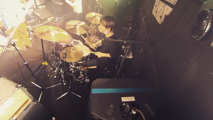 吉澤響のインスタグラム：「2019/05/17 新代田FEVER 『New  Days』/ セカイイチ  ベース、かっこよいなぁ。  #drums #drummer #gretsch #live #gretschdrums #セカイイチ」