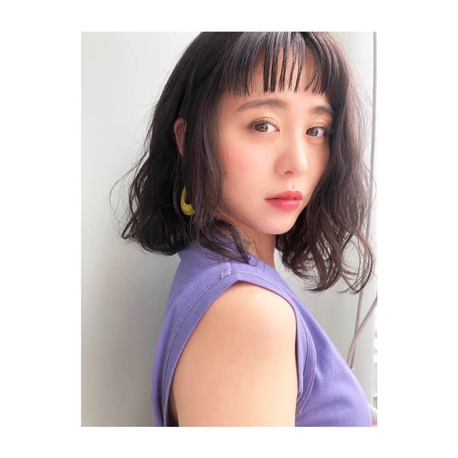 池田彩夏のインスタグラム：「前髪長いの飽きて、衝動でお願いしちゃった🙏 #BellaDolce #作品撮り #ボブ #ウェーブパーマ #日野ボブ」