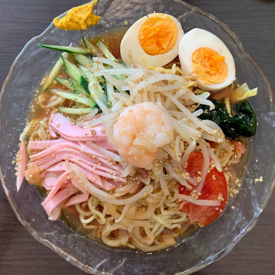 白鳥雪之丞さんのインスタグラム写真 - (白鳥雪之丞Instagram)「出勤前ランチ(^^)🍜 #冷し中華 #幸楽 #目黒銀座商店街 #中目黒」6月8日 11時36分 - yukinojoeshiratori