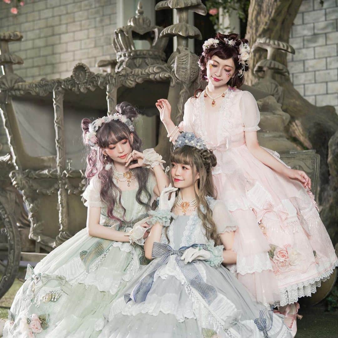 深澤翠さんのインスタグラム写真 - (深澤翠Instagram)「Elpressのドレスも可愛い♡  #lolitafashion #monkeep」6月8日 11時57分 - midorifukasawa