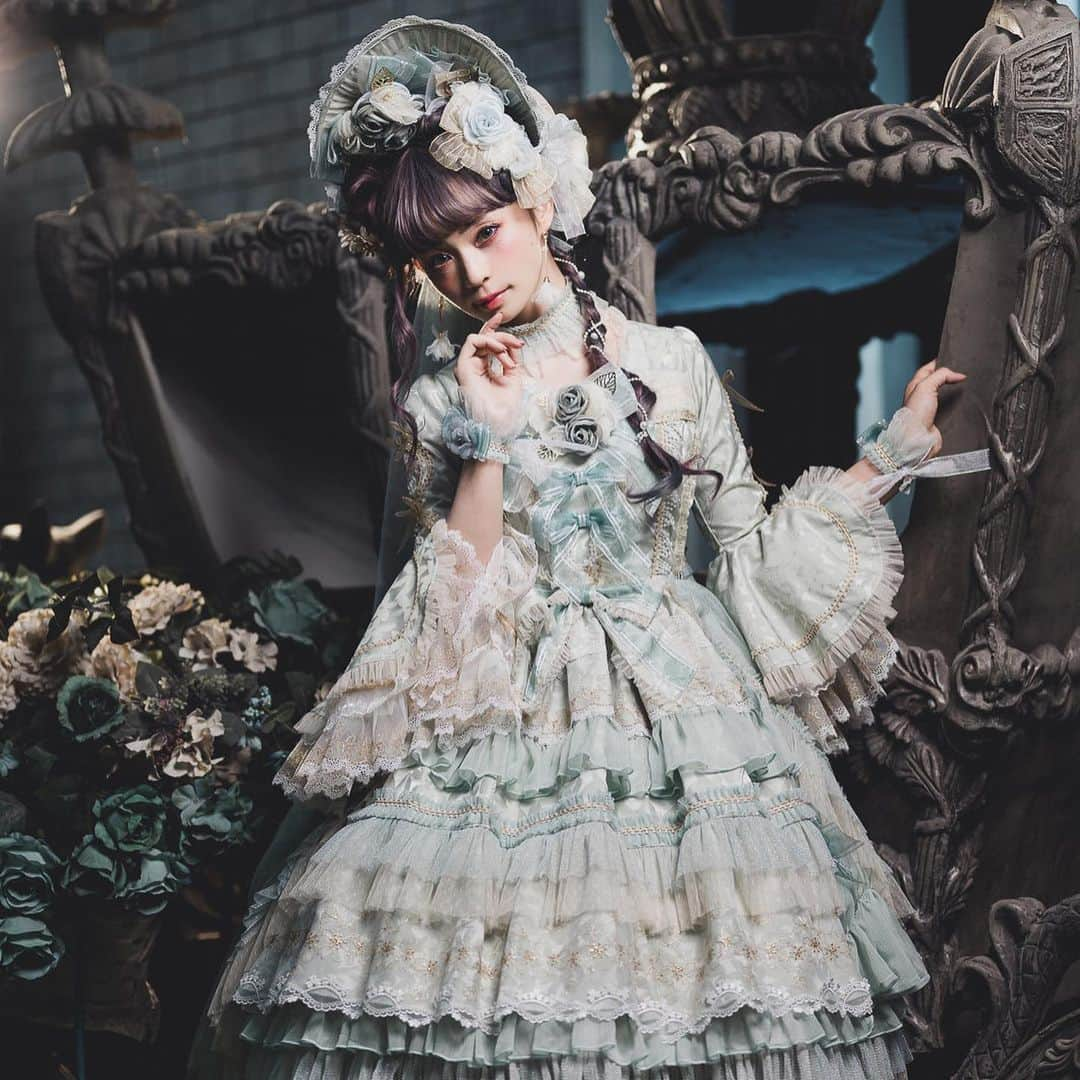 深澤翠さんのインスタグラム写真 - (深澤翠Instagram)「Elpressのドレスも可愛い♡  #lolitafashion #monkeep」6月8日 11時57分 - midorifukasawa