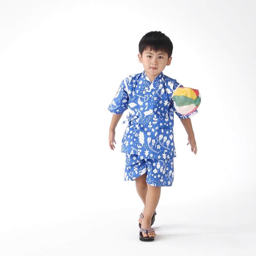 ELLE SHOP_JPさんのインスタグラム写真 - (ELLE SHOP_JPInstagram)「北欧デザインと日本の文化が融合した子供用の甚平👍リス🐿、シトロン🍋、ドットの3柄ご用意しております✨ユニセックスで着ていただけますよ！・ ・ #shopnow #elleshop #エルショップ #甚平 #北欧デザイン #じんべい #花火 #夏祭り#浴衣 #ゆかた」6月8日 12時03分 - elleshop_jp