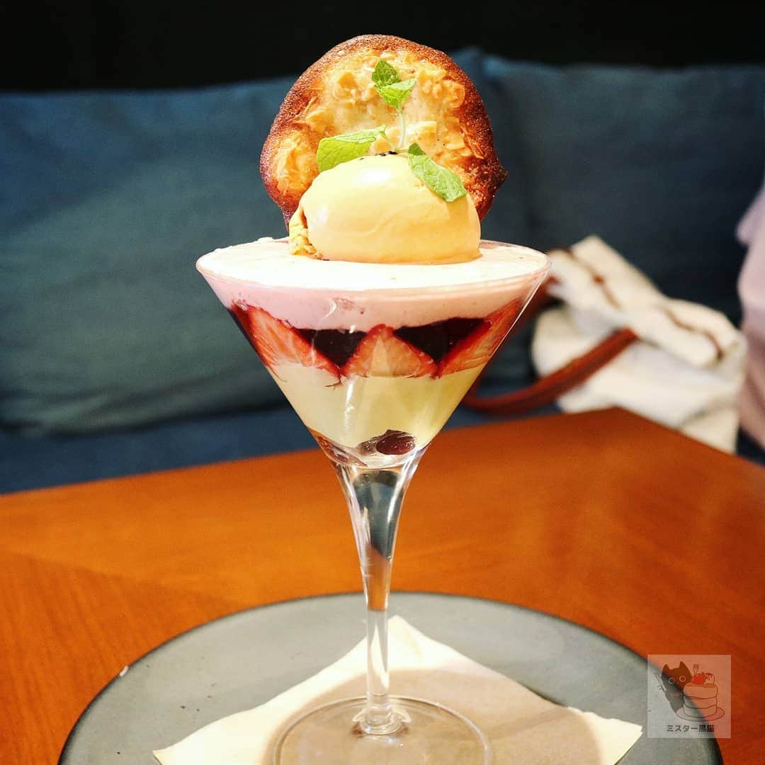 ミスター黒猫（黒猫仙人）のグルメインスタ