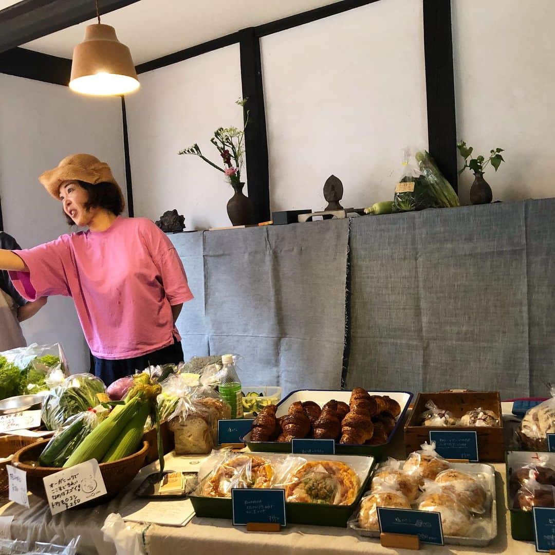 CHIPPRUSONのインスタグラム：「始まっております🎵キッチン素敵過ぎる〜！」