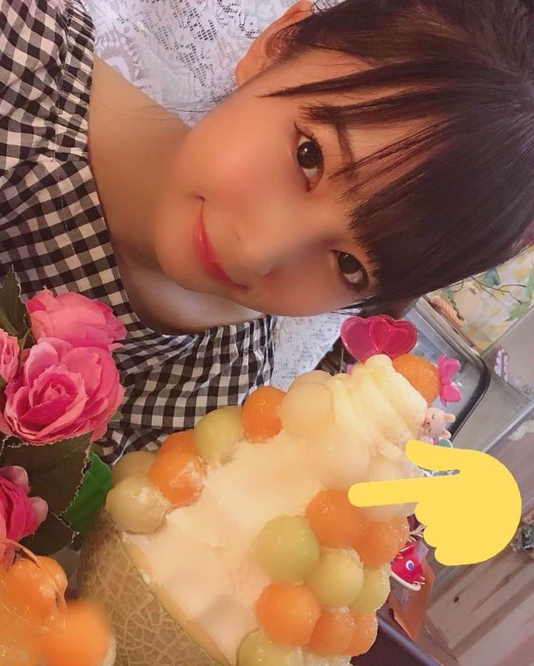 川崎あやさんのインスタグラム写真 - (川崎あやInstagram)「甘いもの食べすぎました🍧  #休暇中のくびれスト #くびれスト」6月8日 12時30分 - kawasaki__aya