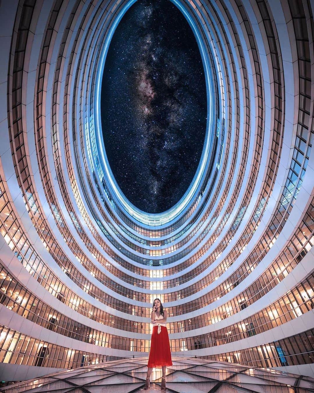 instagoodさんのインスタグラム写真 - (instagoodInstagram)「@tourdelust Feels like I’m in a spaceship 🚀 Beijing architecture is something else - 📸: @cz_capture」6月8日 23時53分 - instagood
