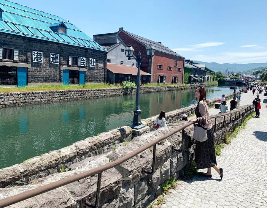 Sayuri（岸岡小百合）さんのインスタグラム写真 - (Sayuri（岸岡小百合）Instagram)「* 先週行った小樽🍺 天気も良くて、とーっても気持ちがよかった❤️ #小樽 #札幌 #北海道 #マラソン旅行 #東京女子部 #小樽運河クルーズ #夏のゆるさんぽ」6月8日 22時23分 - sayuuringo