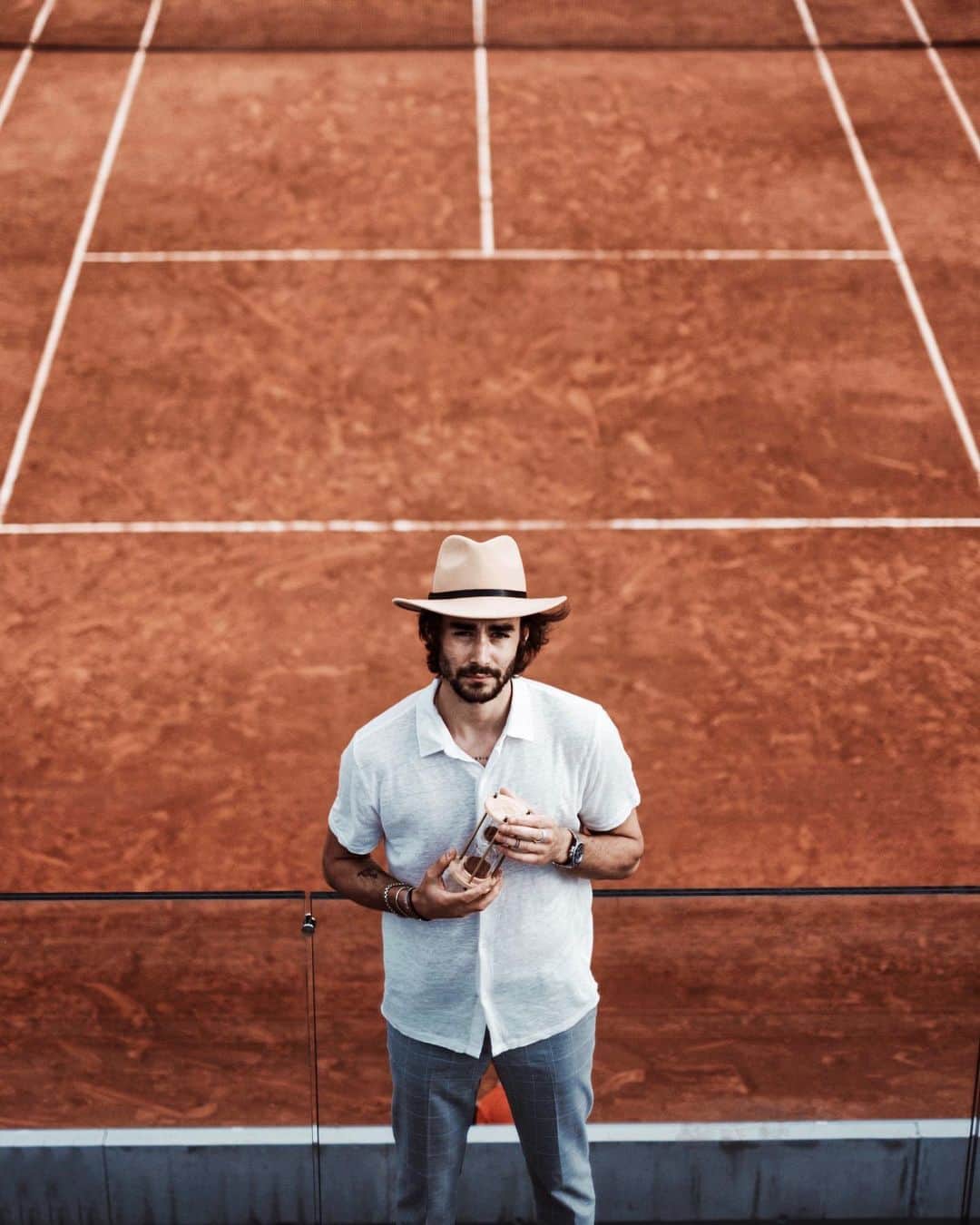 NICOLAS SIMOESのインスタグラム：「Happy to support this amazing project @bnpparibas and @wearetennis is making for the association #fetelemur. They recycled elements from Court 1 to create 1000 uniques items to sell and all the profit will go to this association. More infos on Instastories! 😊」