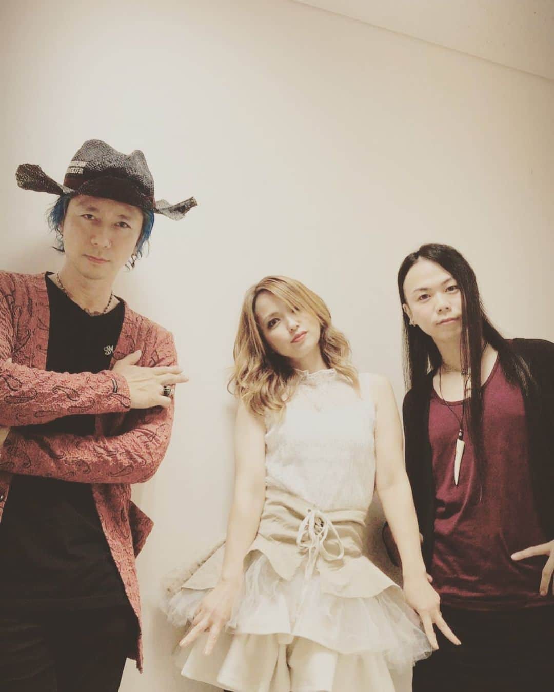 Ju-kenのインスタグラム：「w/ @juliamazda and @toshitakashibata ! 楽しいひと時をありがとう😊  styling by @bambridge_smackengineer」