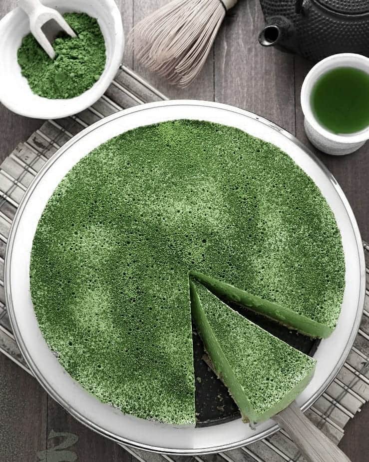 Matchæologist®さんのインスタグラム写真 - (Matchæologist®Instagram)「TAG your #Matchaholic mates who need to see this mouthwatering #Vegan #Matcha #Mousse #Cake! 🍰 Doesn’t it look out of this world?! 💚 The silky smooth, melt-in-the-mouth texture of the mousse combined with the earthy flavour of matcha 🍃, makes a perfect combination for a drool-worthy dessert! 🙏 (📷: @landsandflavors) . Did you know that adding matcha 🍃to your favourite recipes not only makes them even more delicious, but also makes them slightly healthier?! 🙊💚 🍵 Check out our Midori™ Culinary Matcha — a perfect matcha grade for all your matcha dessert inspirations! . What's your most recent favourite #MatchaCreation? 🤗 Keep us posted by tagging @Matchaeologist 🙌 . To find out more about our splendid range of artisanal matcha, 🌱 visit Matchaeologist.com . Matchæologist® #Matchaeologist Matchaeologist.com」6月8日 23時01分 - matchaeologist