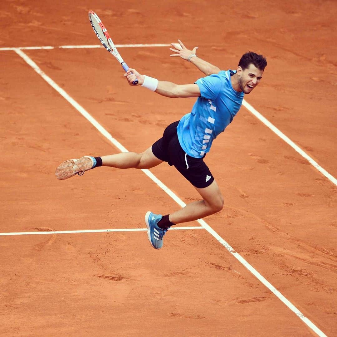 ATP World Tourさんのインスタグラム写真 - (ATP World TourInstagram)「Flying into the @rolandgarros final like... . @domithiem will meet @rafaelnadal in the #RG19 final after defeating @djokernole in 5 sets 👏」6月8日 23時03分 - atptour