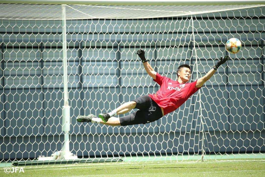 川島永嗣さんのインスタグラム写真 - (川島永嗣Instagram)「Focused⚽️🇯🇵 #vs#elsalvador#samuraiblue#日本代表」6月8日 23時05分 - eijikawashima01