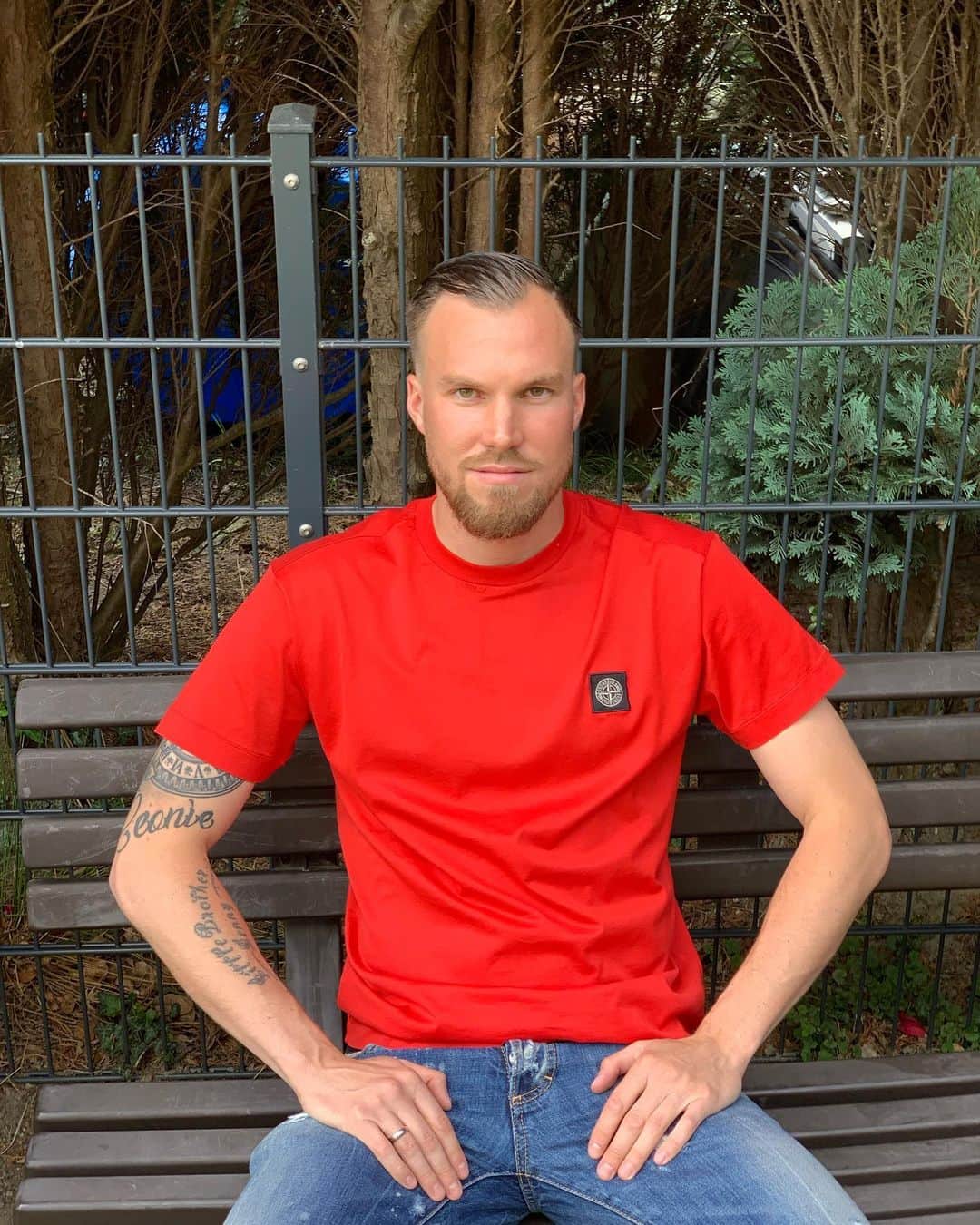 ケヴィン・グロスクロイツのインスタグラム：「Dortmund vibes 😜 #mmaspirit #dortmund @christianeckerlin 😂😂👊🏻」
