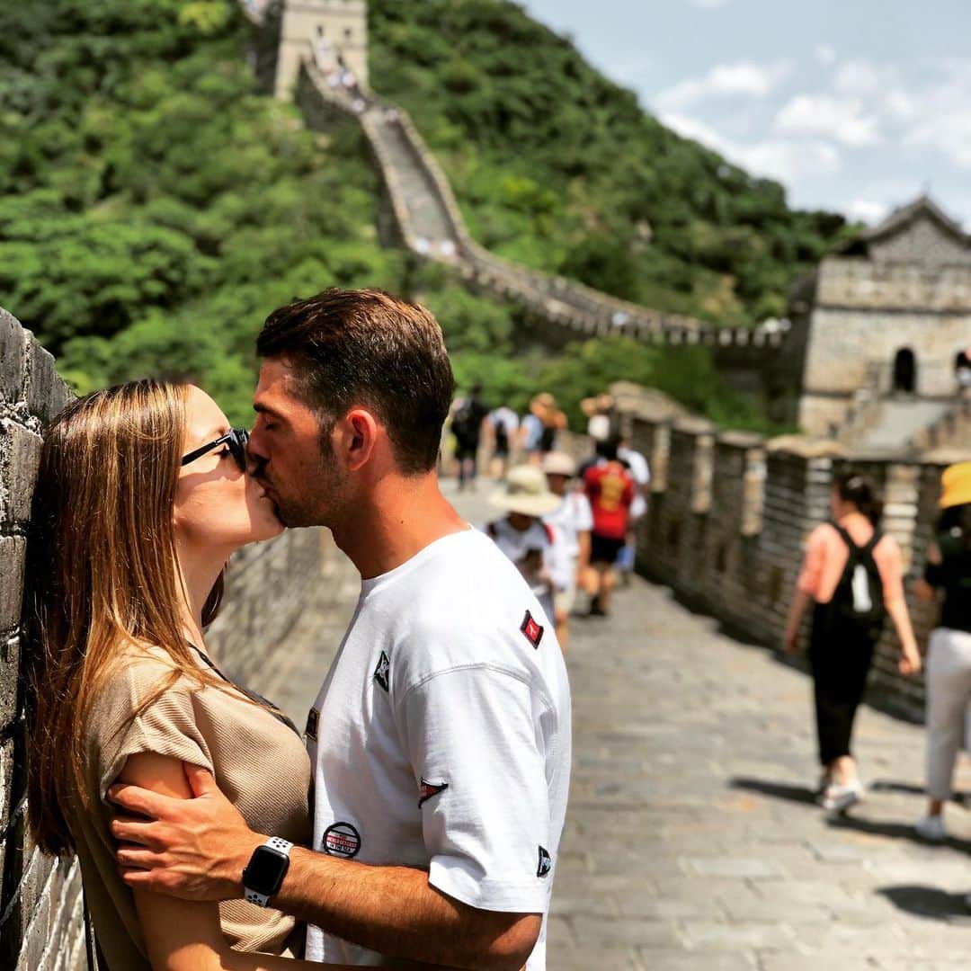 ビクトル・サンチェス・マタのインスタグラム：「Gran muralla china!! ❤️❤️#viajandoatulado #beijing」