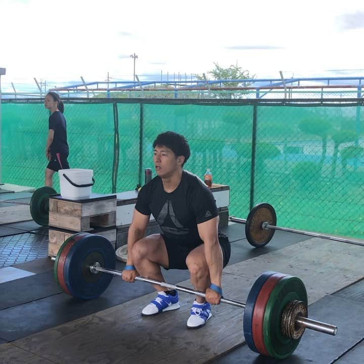 山本俊樹のインスタグラム：「- power clean & clean 150KG  #耐えて勝つ  #ウエイトリフティングやろうぜ #weightlifting #snatch #cleanandjerk #squat #deadlift  #耐えて勝つ #率先垂範 #山本俊樹 #LEGACYLIFTER」