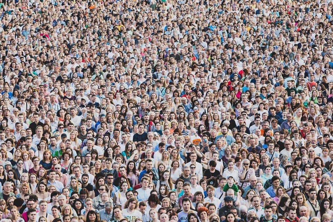 アンドレア・ボチェッリさんのインスタグラム写真 - (アンドレア・ボチェッリInstagram)「. Yesterday amazing free performance in #SaintPetersburg, Palace Square . #Russia 🇷🇺 . ph: @lucarossettiph」6月8日 23時43分 - andreabocelliofficial