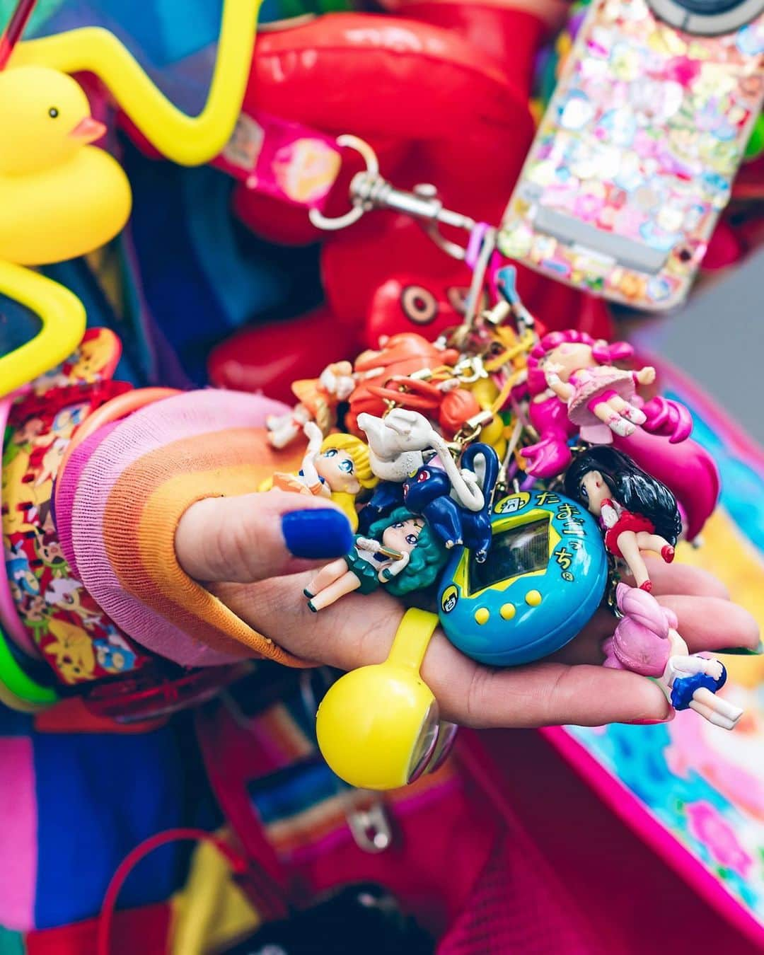 Harajuku Japanさんのインスタグラム写真 - (Harajuku JapanInstagram)「Well known Harajuku street style personality Mai (@mai_no.13) wearing a mostly handmade old school Japanese decora look with rainbow hair falls, a flip phone, a Tomoe Shinohara doll, furry leg warmers, Care Bears, Sailor Moon, Pokemon, and lots of colorful decora accessories. Swipe left to see all of the amazing details of this look!!」6月8日 14時50分 - tokyofashion