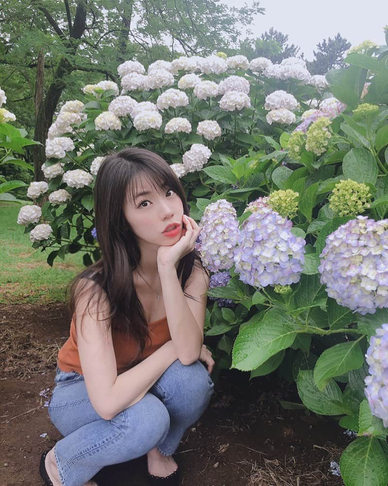 鈴木ふみ奈さんのインスタグラム写真 - (鈴木ふみ奈Instagram)「💐💐💐 #デニム #デニムコーデ  #fashion  #code #紫陽花」6月8日 15時37分 - fuminasuzuki