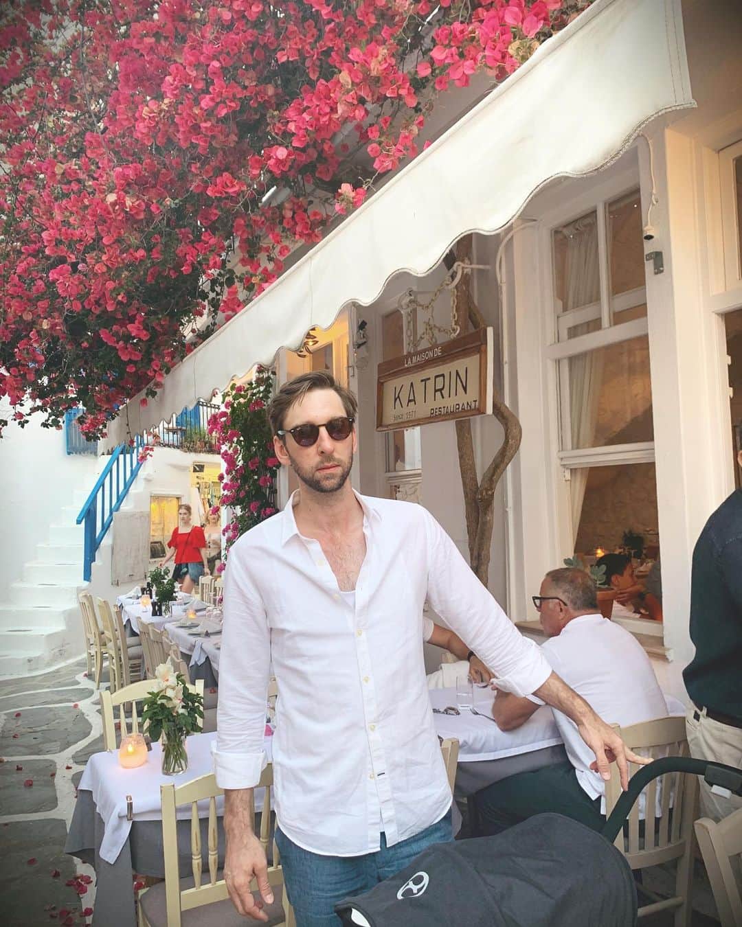 ジョエル・ムーアのインスタグラム：「Katrin for my Katrin」
