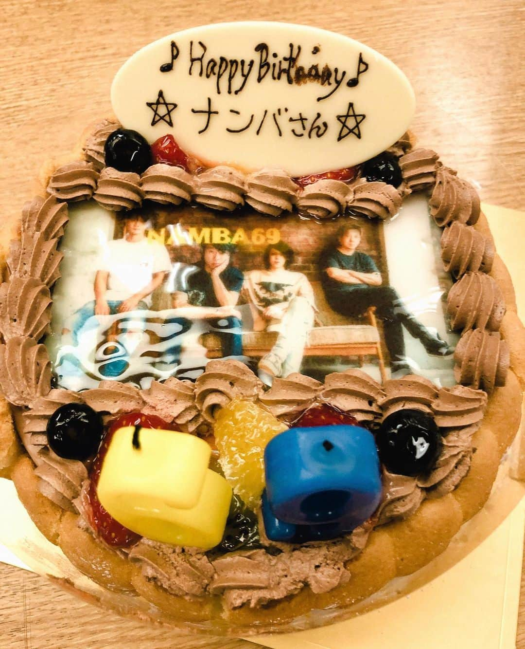 難波章浩さんのインスタグラム写真 - (難波章浩Instagram)「昨日の水戸のLIVEでこのケーキを届けてくれた皆んなありがとうね❣️ SHADOWS カズキありがとう❣️」6月8日 15時56分 - akihironamba