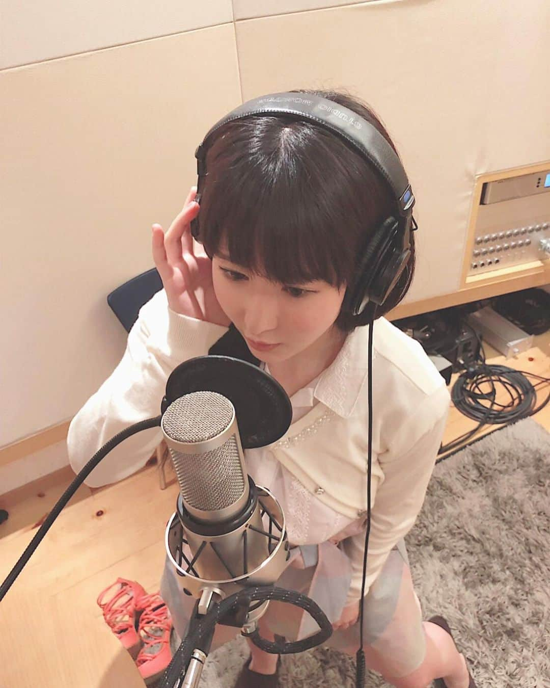 雨宮留菜さんのインスタグラム写真 - (雨宮留菜Instagram)「来月までに各々別件で 三曲出すよ . .  #グラドル自画撮り部 #脱ぎかわいい  #ちびボイン #肉食ちび #costume #cosplay #rack #Idol #kawaii #moe #ファッション #コーデ #fashion #写真好きな人と繋がりたい #東京カメラ部 #作品撮り #ポートレート #portraitphotgraphy #photograph #picture #snap #model #gallery #japan_of_insta #tokyo #tokyofashion #japanesemodel #Japanesegirl  #followme #instagood」6月8日 16時31分 - amemiyaluna