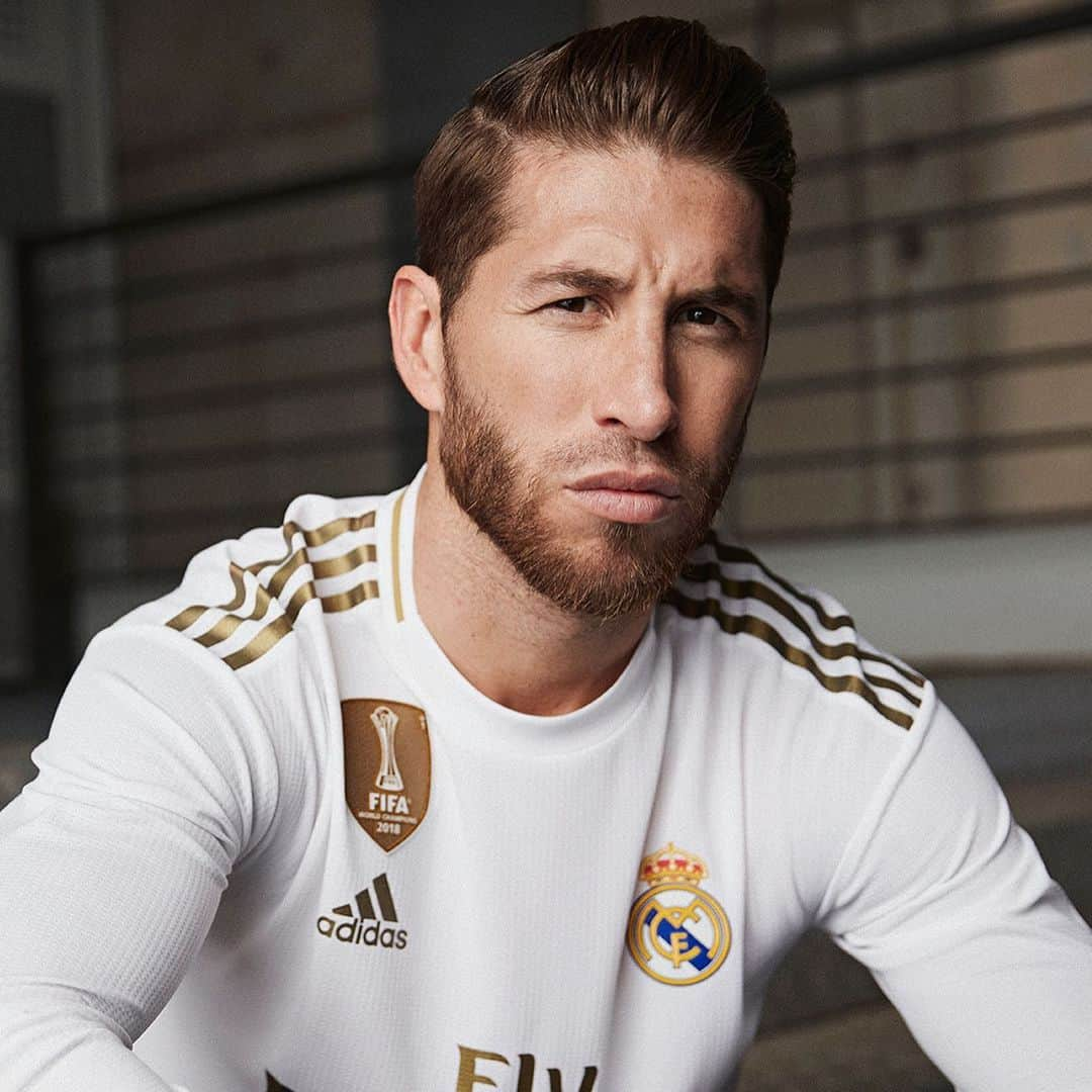 レアル・マドリードさんのインスタグラム写真 - (レアル・マドリードInstagram)「⭐️ This jersey demands glory.  It’s on us to deliver it. 👉 @adidasfootball 👕 Link in bio #HalaMadrid | #DareToCreate」6月8日 17時04分 - realmadrid