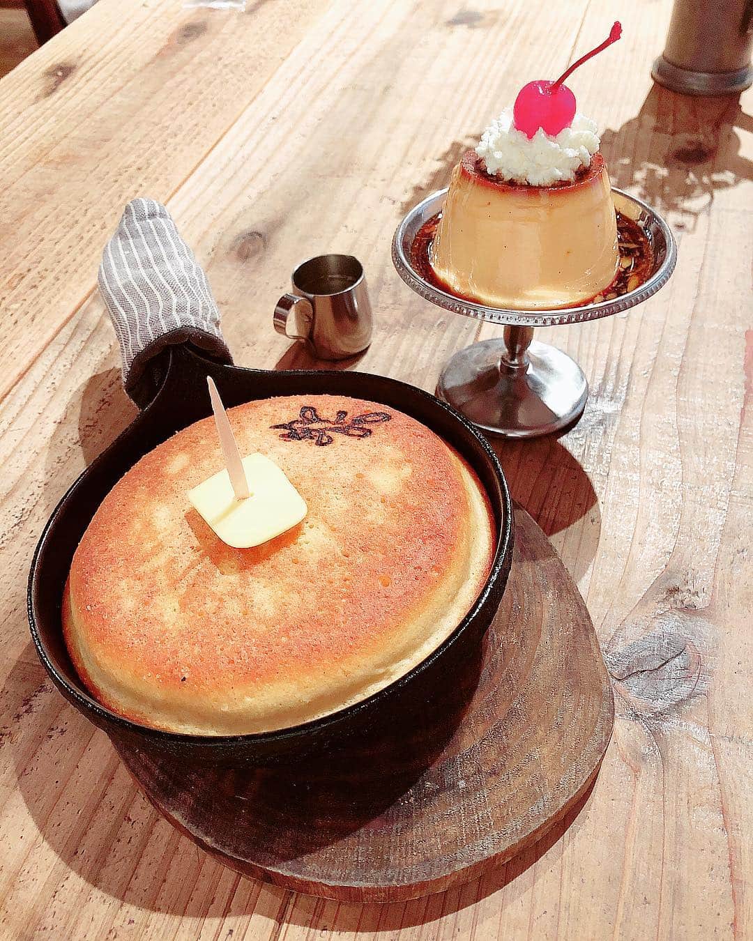 畑山亜梨紗のインスタグラム：「きょうのおやつ。🍮🧸🌼 #mimet #pancake #pudding #かき氷」