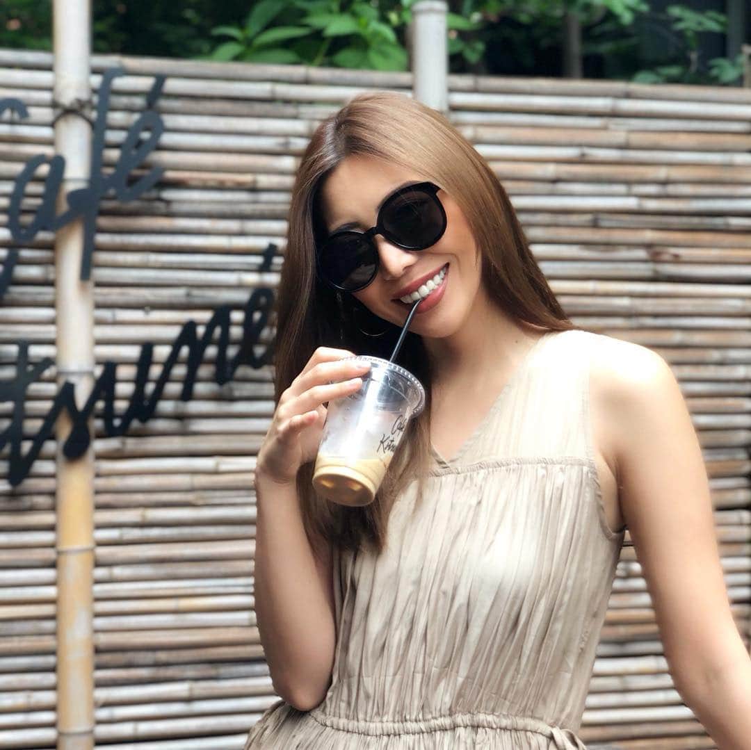 黒ユイのグルメインスタ