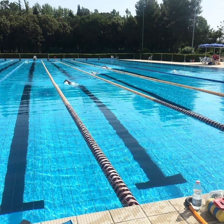 アンナ・デッロ・ルッソさんのインスタグラム写真 - (アンナ・デッロ・ルッソInstagram)「7.30 am 🏊‍♂️💦💦💦 thinking about You @fcomm_milano 💙」6月8日 18時27分 - annadellorusso