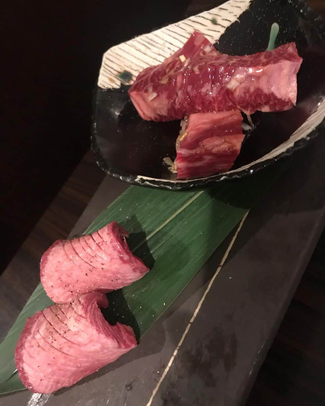 ririさんのインスタグラム写真 - (ririInstagram)「ただいましてすぐ #サトーブリア に🍖 いってきたよ❤️❤️❤️ かなりレベル高かった🥺‼️ 最近いった焼肉屋さんの 中で1.2をあらそう感じでした✨ お洋服は @hyon100845 さんの 大人可愛いワンピ💋  #love #dinner  #happy #焼肉屋」6月8日 18時33分 - riri.ribon