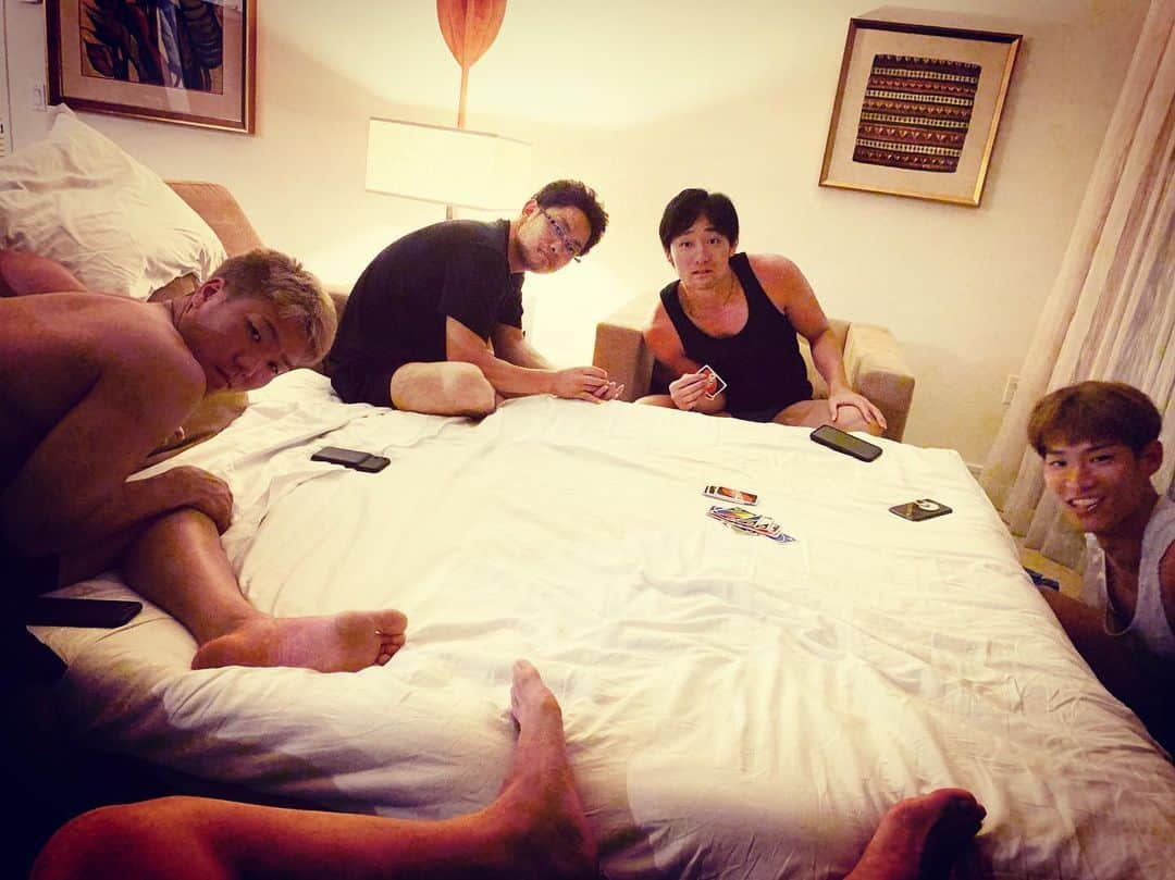 藤永佳昭さんのインスタグラム写真 - (藤永佳昭Instagram)「Hawaii🌺  #uno  #marriage #blessed  #おめでとうございます🎉」6月8日 18時35分 - a_k_i_01