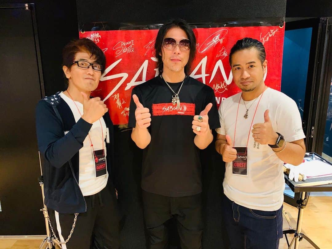 藤原佑介のインスタグラム：「本日SABIANシンバルイベントに行ってきました！兄弟子の真助さんのパフォーマンス、とっても気持ちのいい音でした！村石師匠もいらしていて、とても有意義な時間でした！ 気に入ったシンバルもありました！ ありがとうございました！ #pearl #sabian」