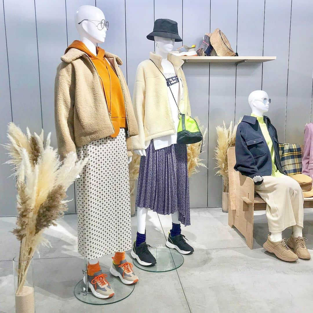 布川桃花さんのインスタグラム写真 - (布川桃花Instagram)「2019AW EXHIBITION🍂 @gu_global  #gu」6月8日 19時12分 - momoka_fukawa