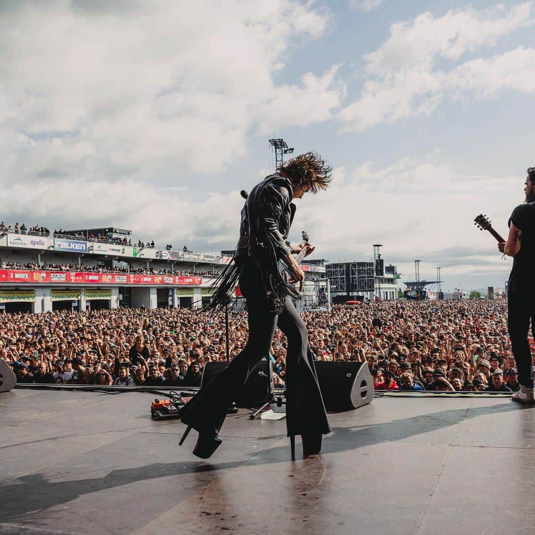 ジー・ヘイルさんのインスタグラム写真 - (ジー・ヘイルInstagram)「Nürburgring, Germany. @rockamringofficial #rockamring2019 photos by @judyhwon」6月8日 19時23分 - officiallzzyhale