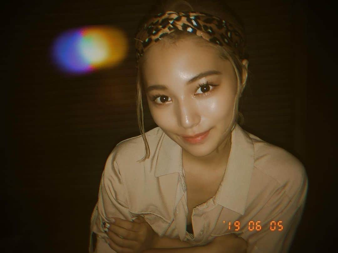 浪花ほのかのインスタグラム：「、 、 、  SODAのfilmフィルターで撮ったんやけど、リアルすぎてすごい( ⸝⸝⸝･_･⸝⸝⸝ )  #漏れなく盛れます」