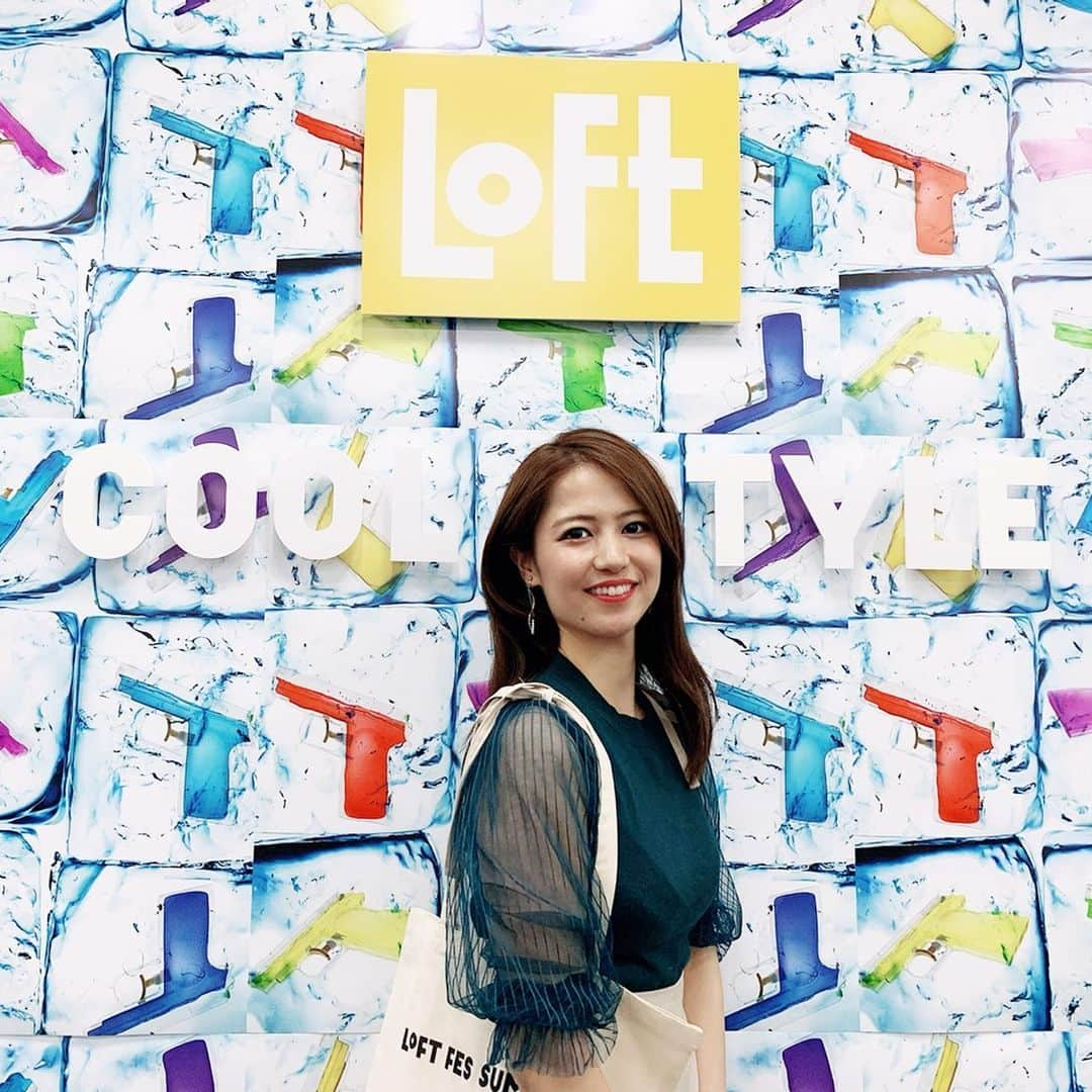 池山智瑛さんのインスタグラム写真 - (池山智瑛Instagram)「. ロフト展示会に行ってきました☺️ 『ロフトのベストコスメ2019ss』が 6月8日から全国のロフトで 始まっています！ 夏に大活躍のクールスタイルの物がたくさんありました！コスメも可愛くて幸せな時間でした！ . #ロフト展示会 #ロフト #loft #クールスタイル #ロフトのベストコスメ2019ss #PR #コスメ #スキンケア #cosme #화장품 #미용 #美容 #beauty #美意識 #可愛い #かわいい #女子力アップ #オハナマハロ #メイクアップ #アミノメイソン #シャンプー #instagood」6月8日 20時11分 - chu_chiaki