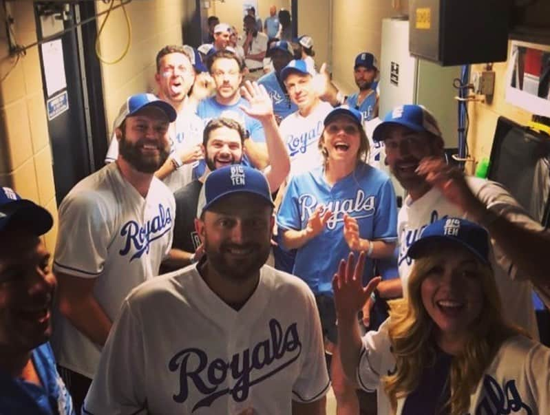 キャサリン・マクナマラさんのインスタグラム写真 - (キャサリン・マクナマラInstagram)「Even waiting in the wings, we have #seriousfun! 💙💛 #BigSlickKC continues today - tickets still available here! https://bigslickkc.org @bigslickkc #BigSlick10」6月8日 20時30分 - kat.mcnamara