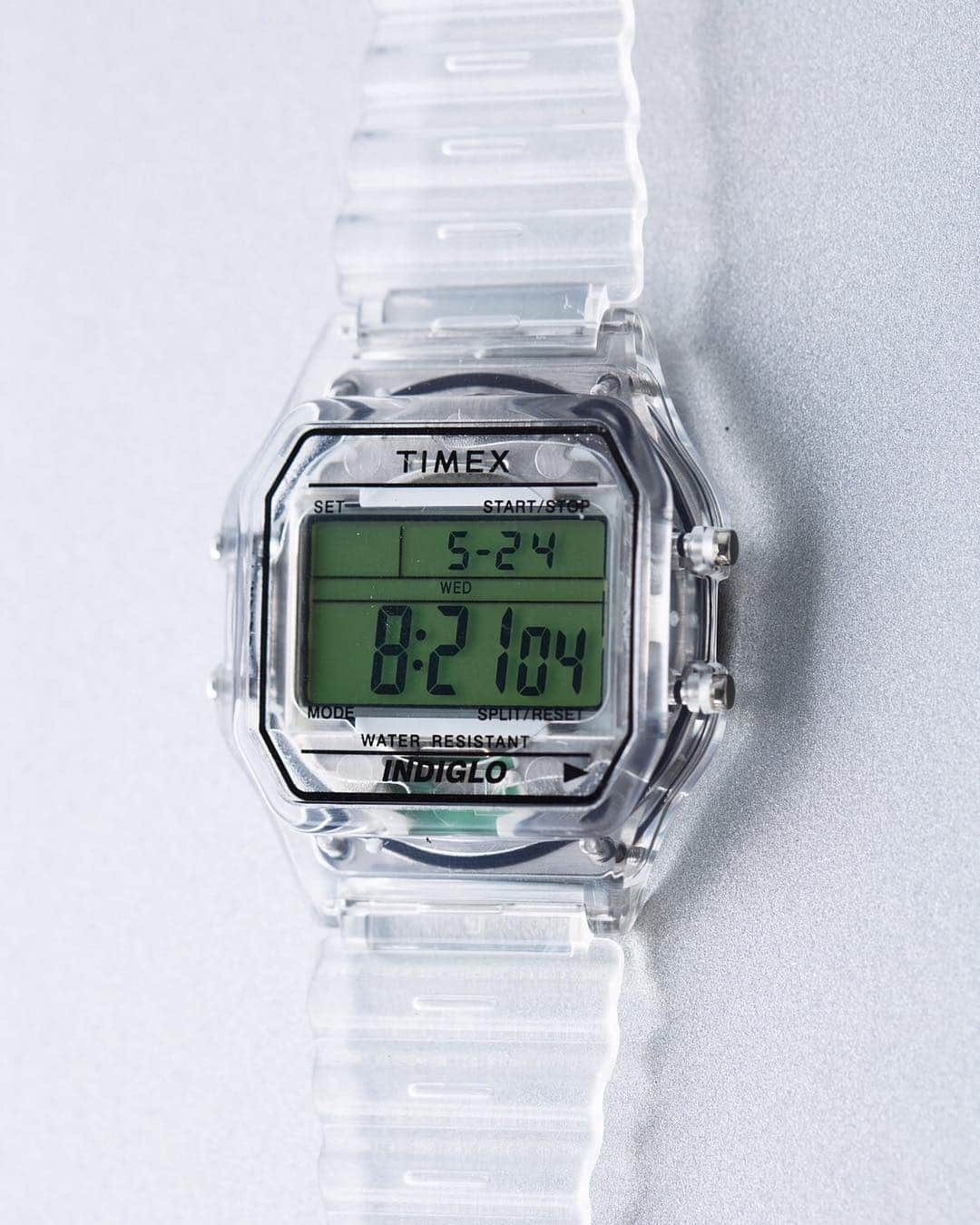 ビームスさんのインスタグラム写真 - (ビームスInstagram)「TIMEX x BEAMS "CLEAR COLLECTION" ・ 爽快感抜群の別注スケルトン CASSIC DEIGITAL ORIGINAL CAMPER for BEAMS ORIGINAL CAMPER for BEAMS BOY 3モデルのご予約を受付中 7.5 Fri 発売 ・ 3 types 7.5 Fri Release ! ・ @timex @beams_mens_casual @beams_boy_harajuku ・ #timex #classicdigital #originalcamper #beams #beamsboy」6月8日 20時38分 - beams_official