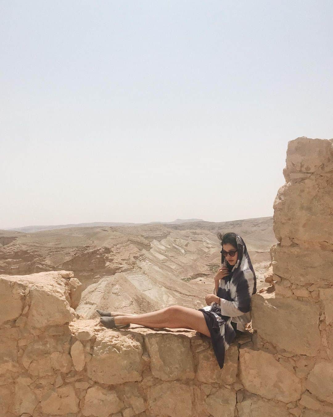 香華（KOuKA）のインスタグラム：「It’s always been a dream of mine to visit Masada and the Dead Sea, I can’t believe I’m finally here ☀️ #sorryforthedoublepost #Masada #deadsea #steinhardtglobal #koukatravels」