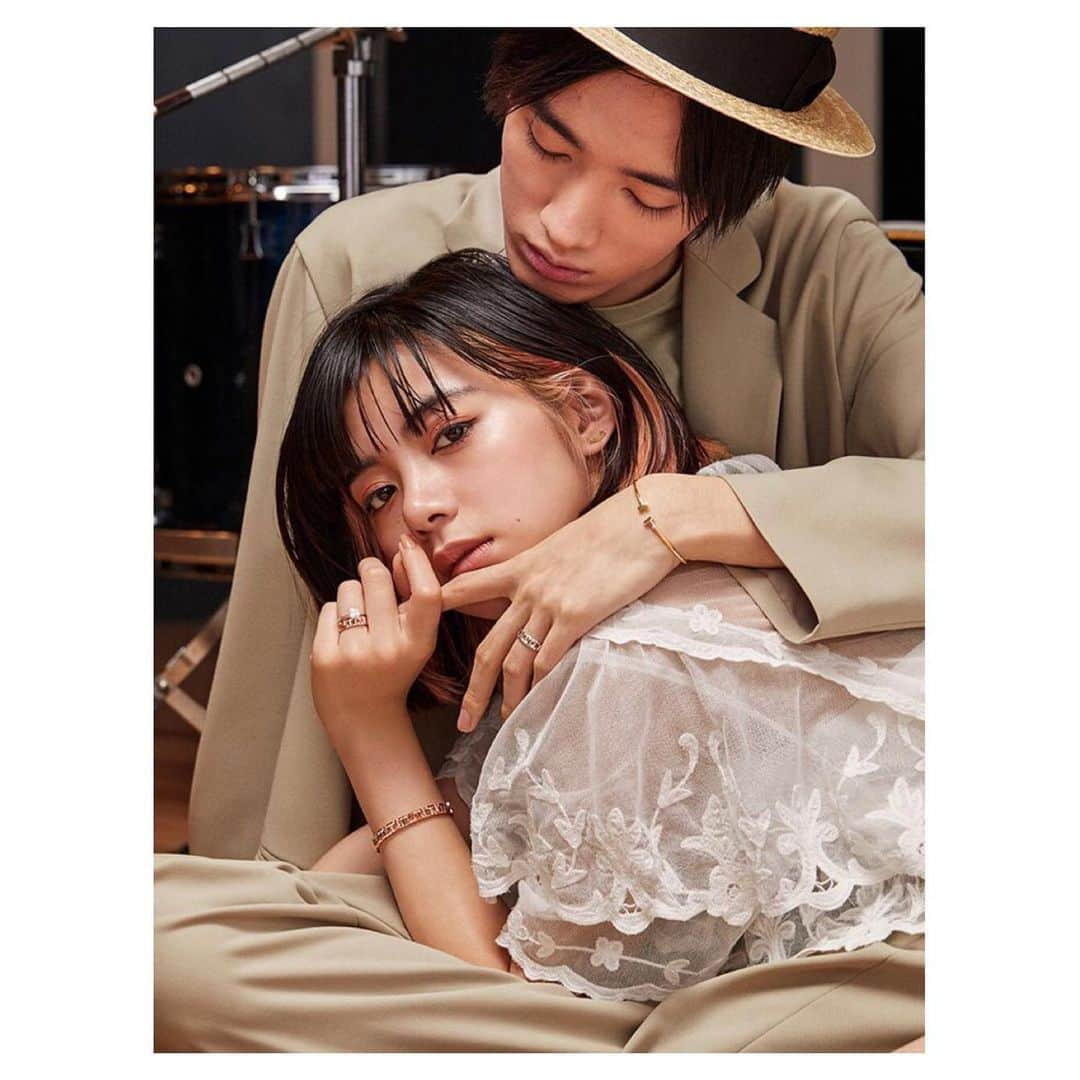 池田エライザさんのインスタグラム写真 - (池田エライザInstagram)「VOGUEGIRL @voguegirljapan  にて #tiffanyandco ストーリーが掲載されました。 素敵なリングを身につけて、もうすぐ永遠に結ばれる幸せなカップルに模して撮影しました。 ご相手は貞子で弟を演じた清水尋也 @hiroyashimizv さんです。 不思議と照れはなく、ストイックに楽しく撮影しました。 VOGUEGIRLのサイトから是非ご覧下さいませ💍」6月8日 20時57分 - elaiza_ikd