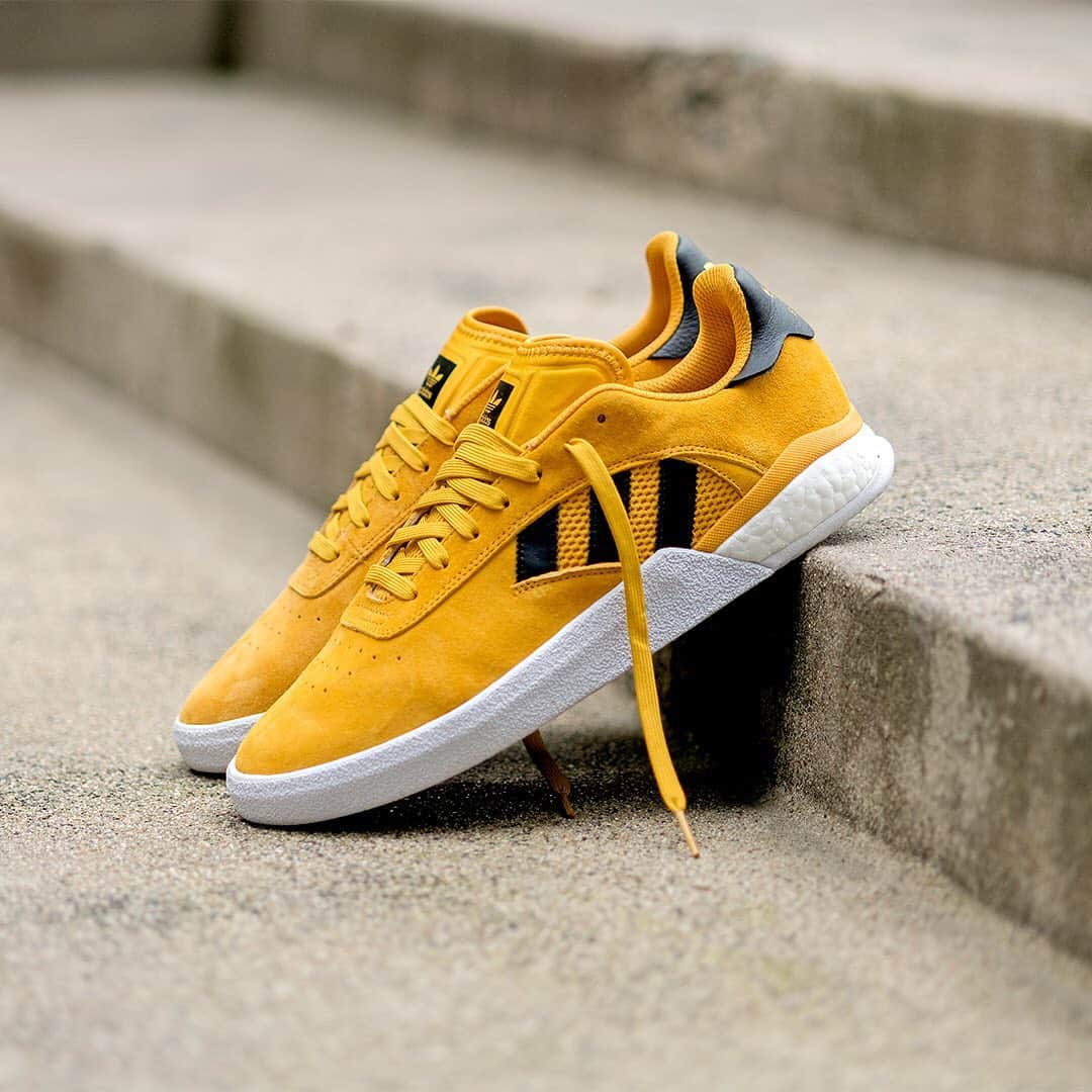 adidas Skateboardingのインスタグラム：「Constant elevation /// The 3ST.004 X @MilesSilvas features a rich suede upper with breathable mesh side walls atop a Boost™ midsole. In stores & online at adidas.com/skateboarding • #adidasSkateboarding #3STWorkshop #3ST004」