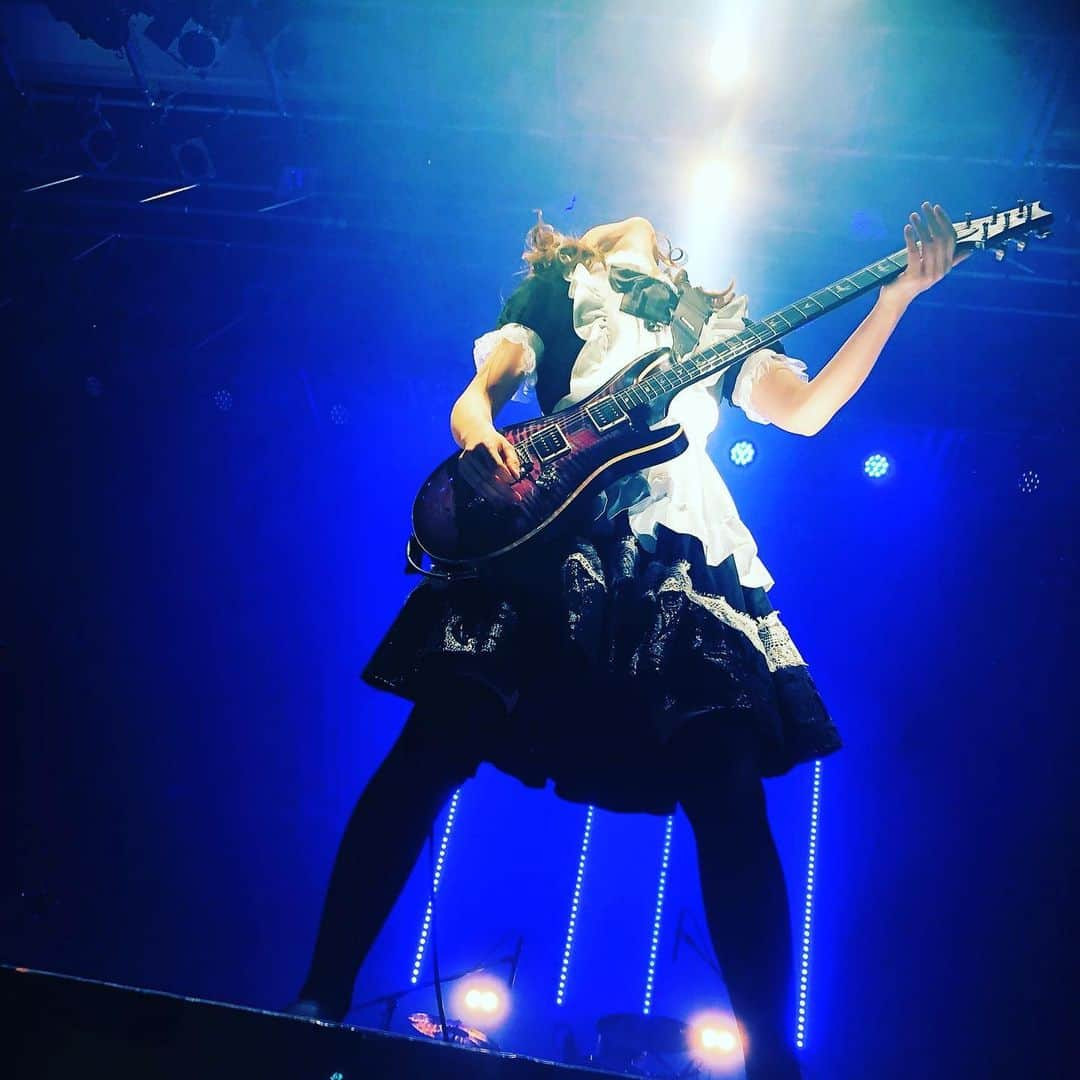 BAND-MAIDさんのインスタグラム写真 - (BAND-MAIDInstagram)「#bandmaid #worlddomination #wdbm #osaka #nambahatch #激動」6月8日 21時27分 - bandmaid.jp