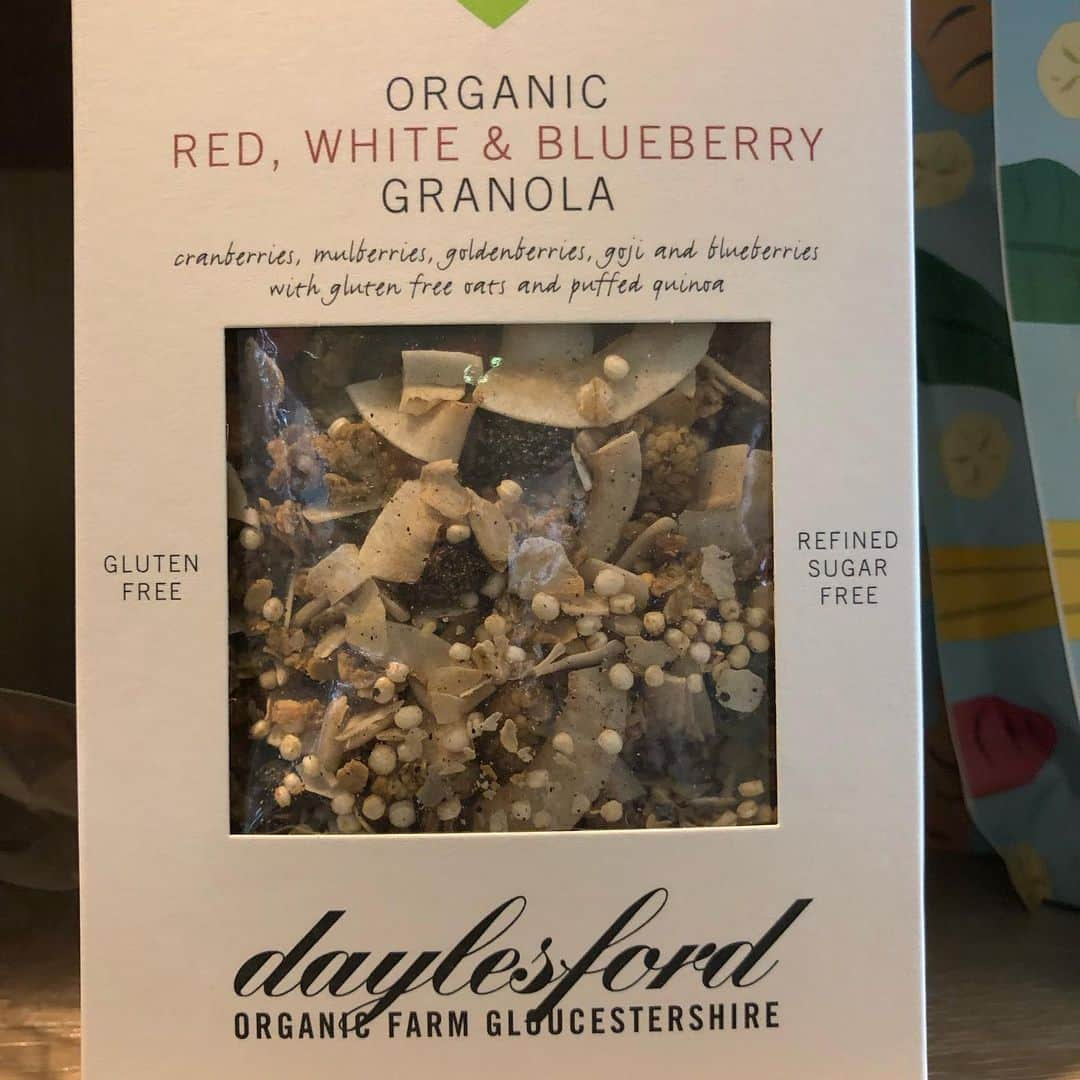 ボビー・ブラウンさんのインスタグラム写真 - (ボビー・ブラウンInstagram)「Love this place. @daylesfordfarm and their message. Eat to be healthy and care for our planet. Nurture our Nature And so good to see @emmafmaclaren and her beautiful face.」6月8日 21時48分 - justbobbidotcom