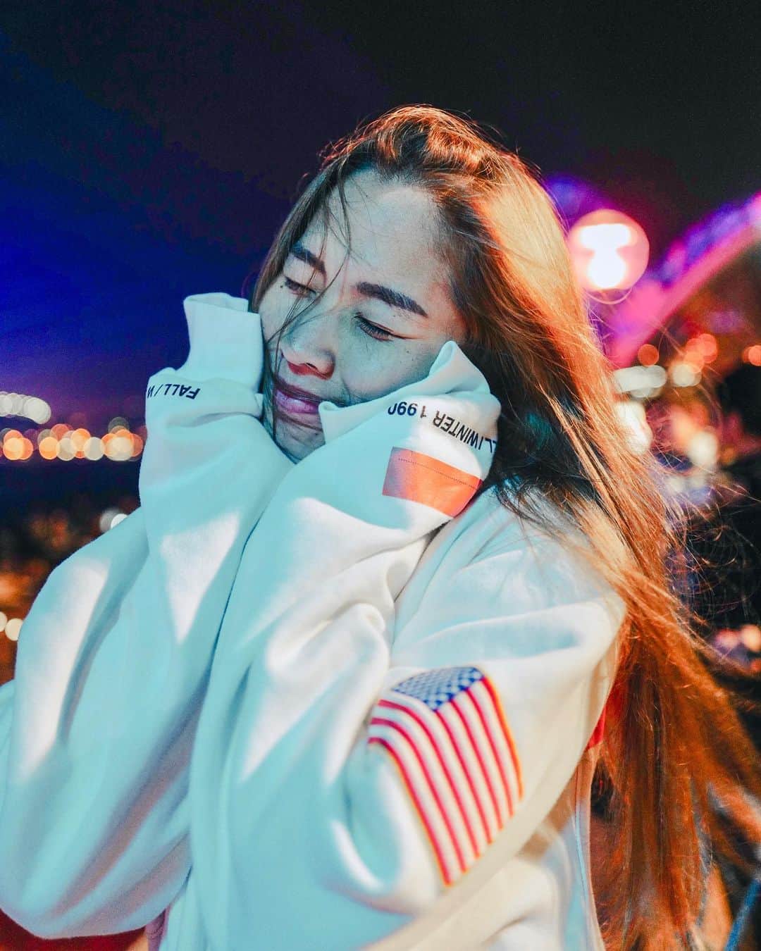 ラチャノック・インタノンのインスタグラム：「👋🏻」
