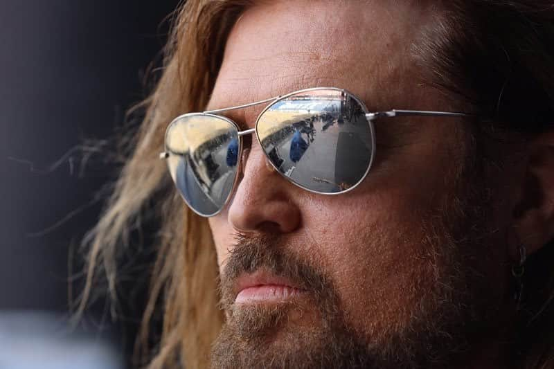 ビリー・レイ・サイラスさんのインスタグラム写真 - (ビリー・レイ・サイラスInstagram)「So excited for #CMAFest performance tonight!!! Taken during sound check today. #OTR 📷:Rob Vuona」6月9日 7時41分 - billyraycyrus