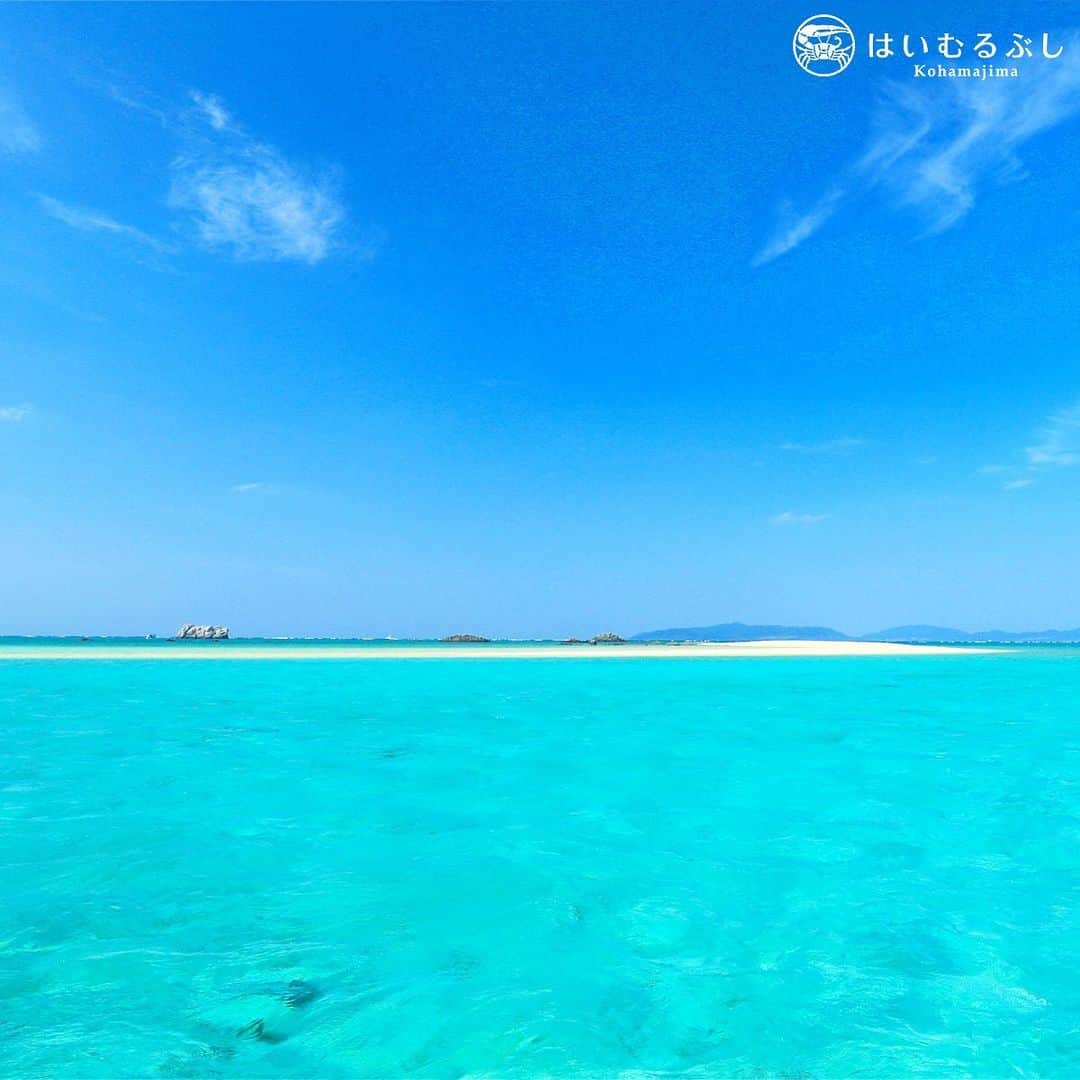 HAIMURUBUSHI はいむるぶしさんのインスタグラム写真 - (HAIMURUBUSHI はいむるぶしInstagram)「夏の陽射しを浴びて美しさを増す八重山ブルーの海… そして青い空と海の狭間で、サンゴ砂でできた白い砂浜の幻の島も輝いてます。#沖縄 #八重山諸島 #浜島 #幻の島 #小浜島 #リゾート #ホテル #はいむるぶし #japan #okinawa #yaeyamaislands #hamajima #maboroshinoshima #kohamaisland #beachresort #haimurubushi」6月9日 8時02分 - haimurubushi_resorts